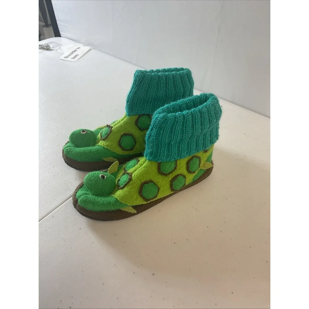 Garnet Hill 100% New Wool Booties Turtles Green Dots Nonslip Treads Kids SZ 04‎